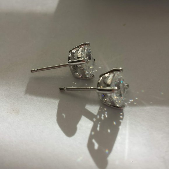 14k White Gold Stud Earrings Solid Gold 14k - Picture 7 of 15